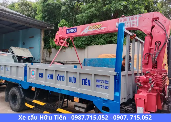 Xe cẩu Hữu Tiên